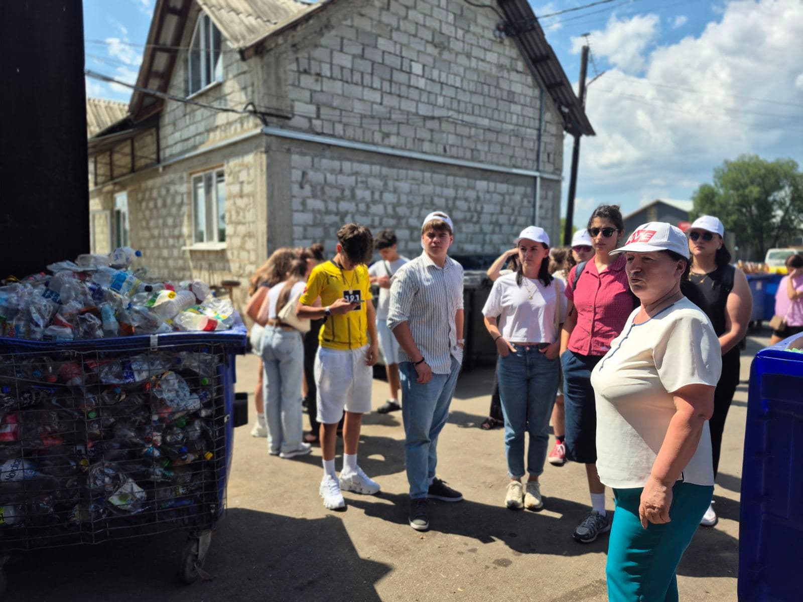 Visit to AVE–Ungheni on waste management